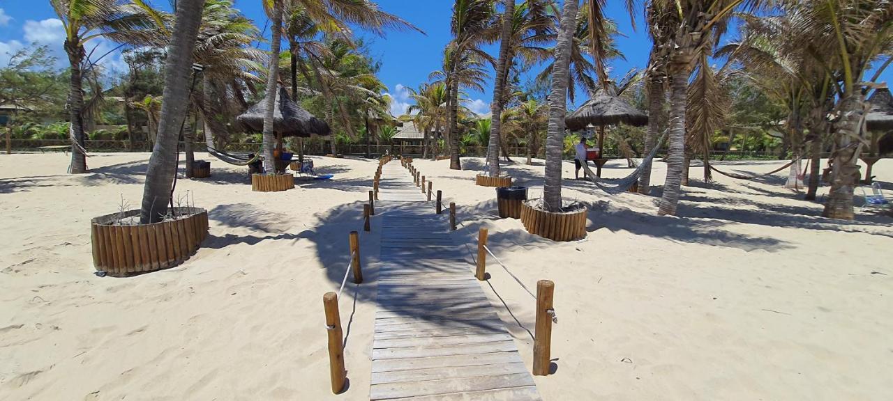 Paraiso Frente Mar!! 04 Pessoas-Pe Na Areia Vg Sun Cumbuco-Hidro, Sauna, Academia, Piscina,Cozinha Completa, Wifi, Parquinho Infantil Ngoại thất bức ảnh